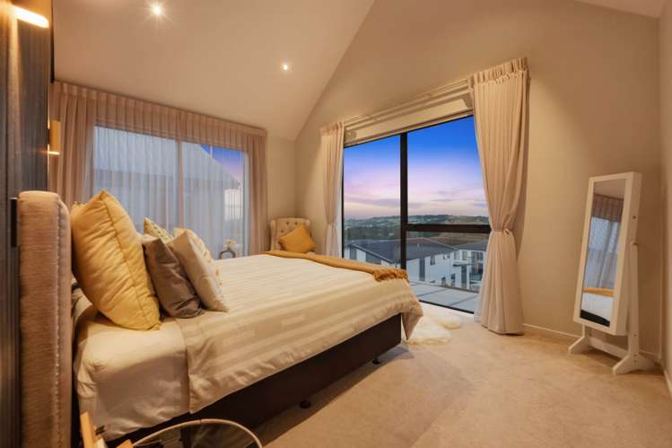 55 Michael Bosher Way Flat Bush_19