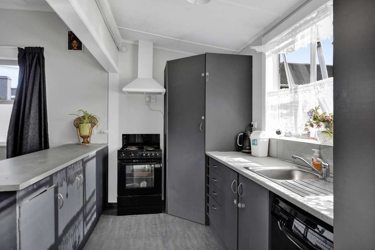 5 Disraeli Street_5