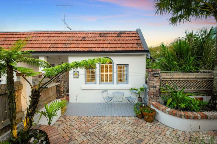 2/39 Anglesea Street_3