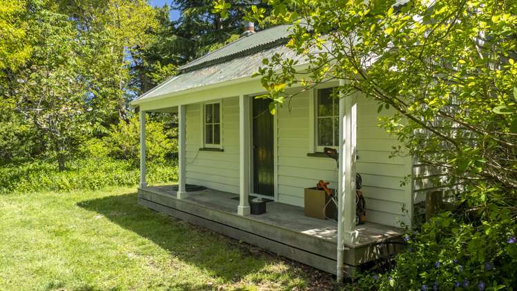 96 Bruces Road Sefton_12