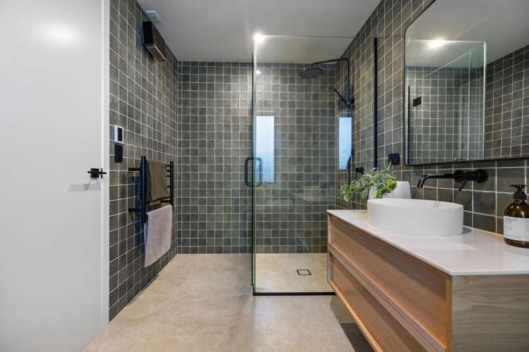 52 Spur Ridge Rise Jacks Point_18