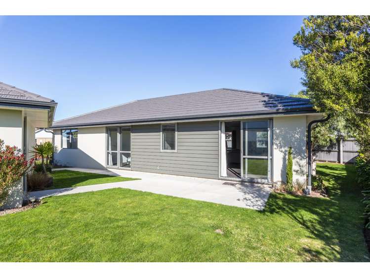 8 Carteret Place Aranui_19