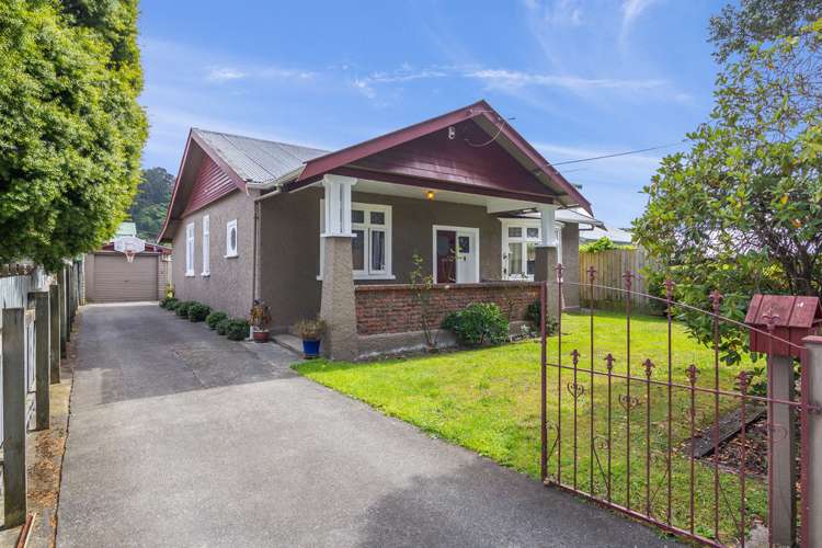 4 Tui Street Alicetown_22