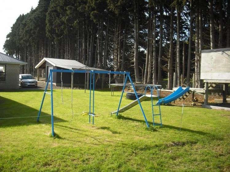 60 High Street Eketahuna_15