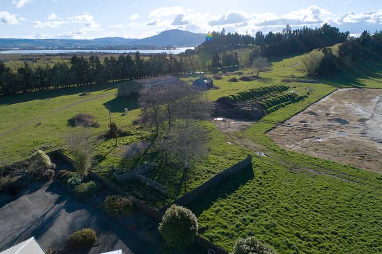 242 Vaughan Road Owhata_2