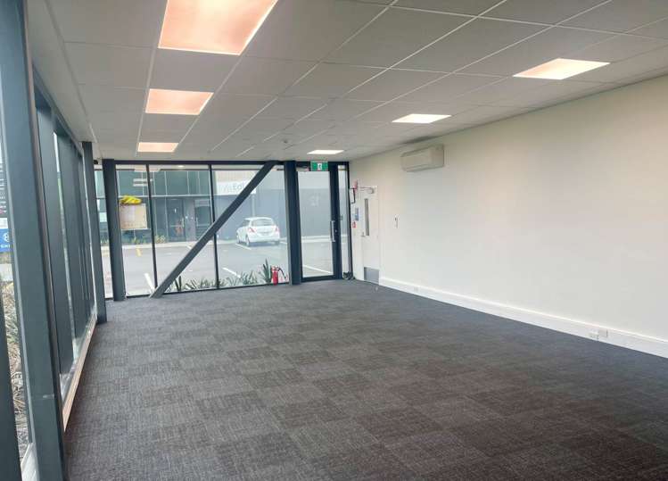 Unit 12/22 Highgate Parkway Silverdale_5