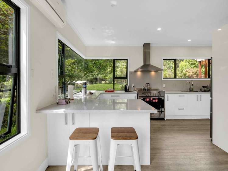 189 Wallace Road Koputaroa_7