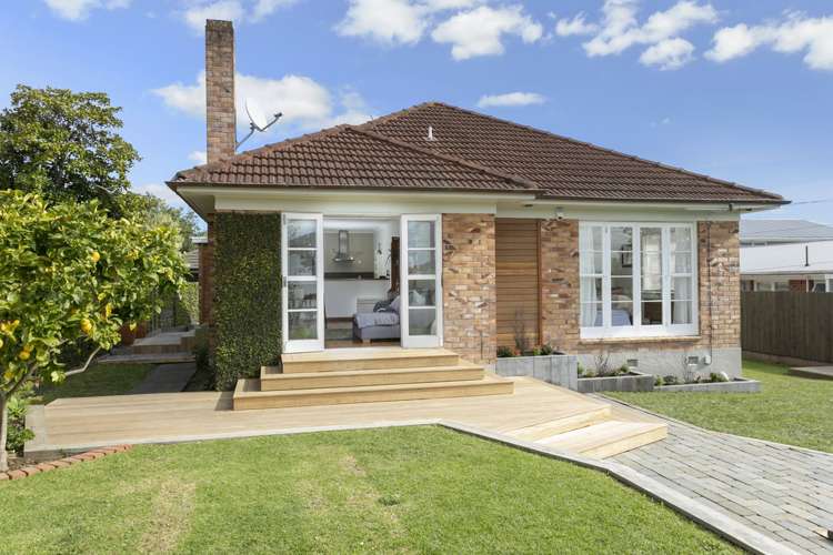 16 Alverston Street Waterview_1