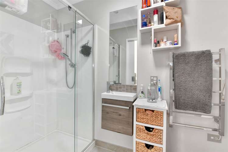 117 Bonair Crescent Silverdale_21