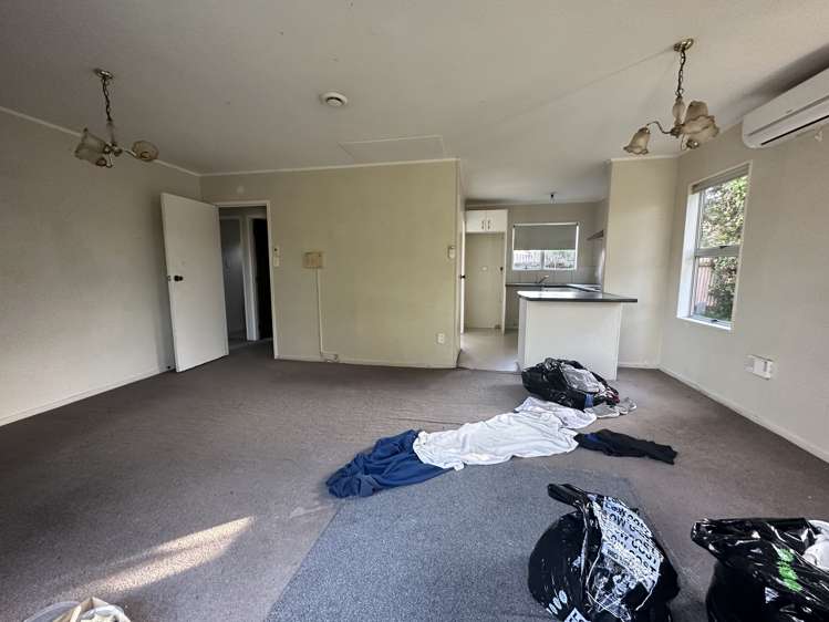 2/60b Swanson Road Henderson_12