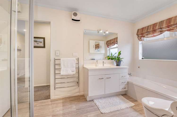 16 Elan Place Stanmore Bay_11