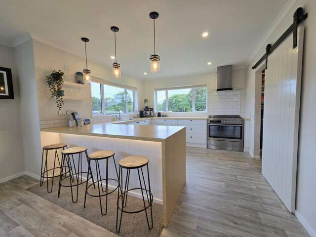 3 Pine Tree Road Kaniere_3