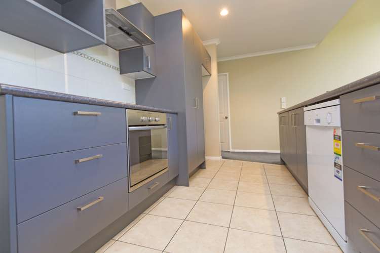 88d Brian Crescent Stanmore Bay_5