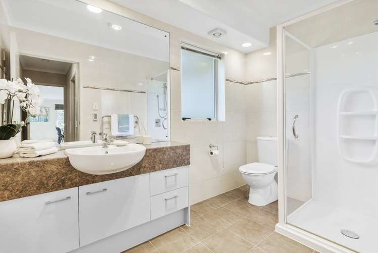 115 Pine Harbour Parade Beachlands_20