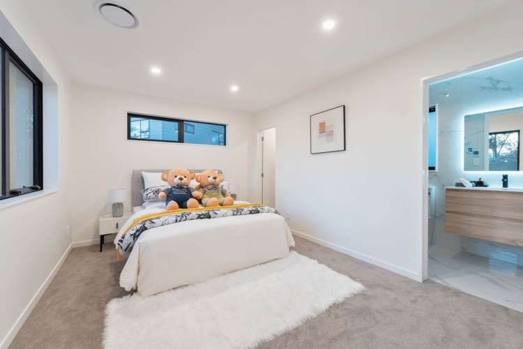 16c Woodhouse Place West Harbour_27