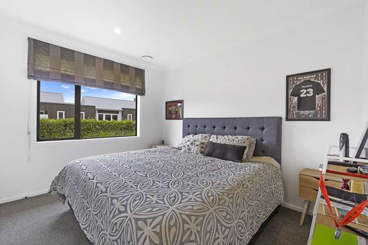 61 Baxter Michael Crescent Cambridge_15