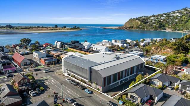 Prime Freehold Corner – Large-Format Opportunity