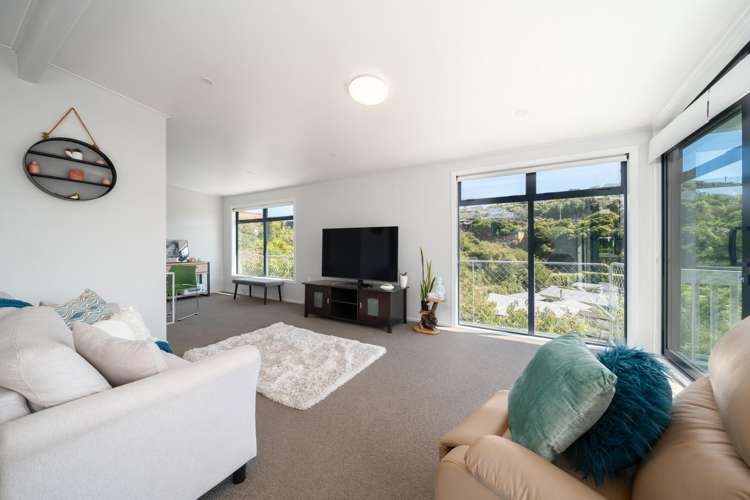 12A Silverbirch Grove Churton Park_1