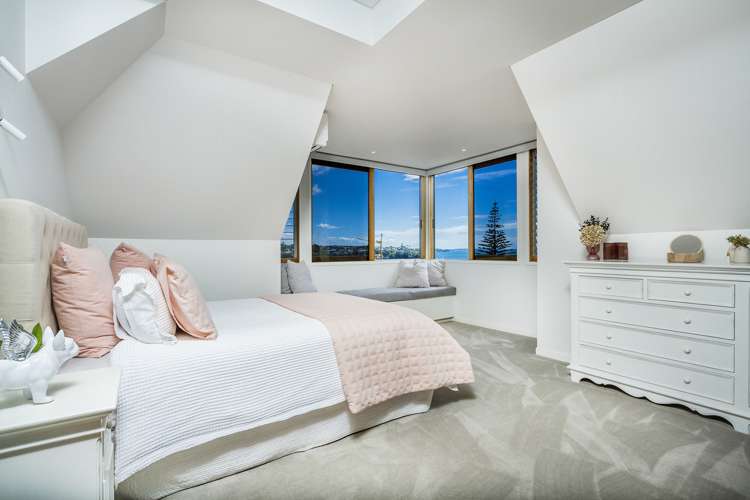 21 Whitby Crescent Mairangi Bay_22