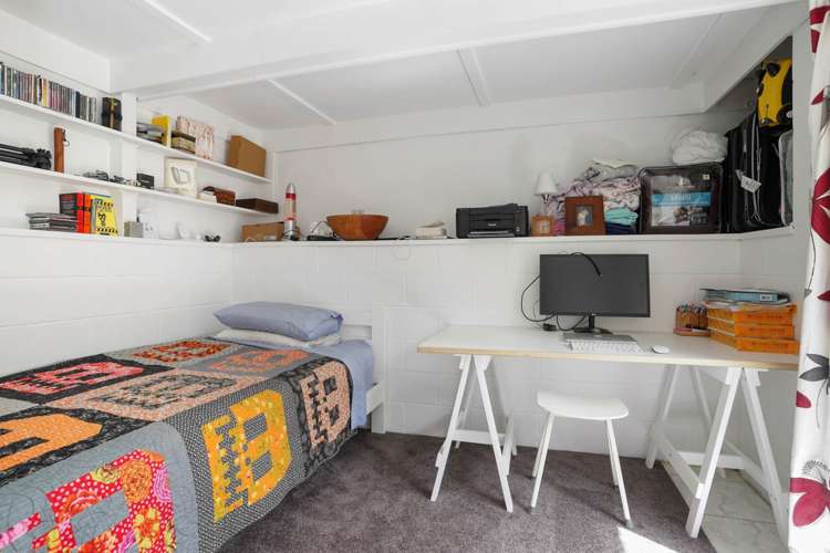 118 Park Hill Road Birkenhead_15