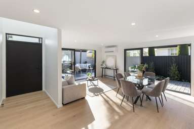 2/61 Murray Place_3