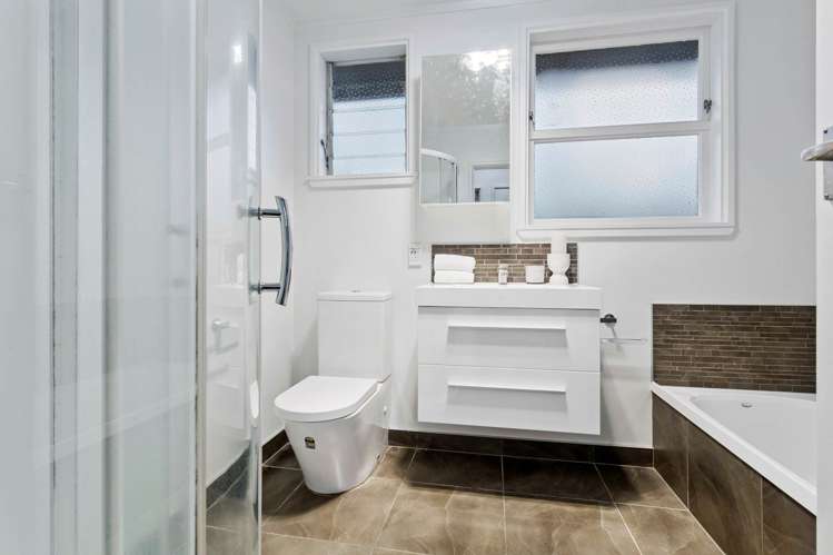 26 Melba Street Beach Haven_15