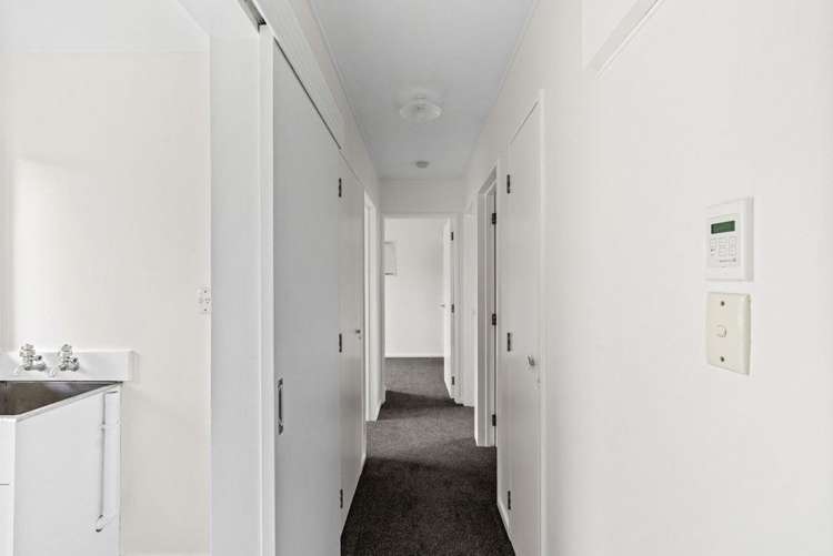 9 Guy Avenue Levin_8