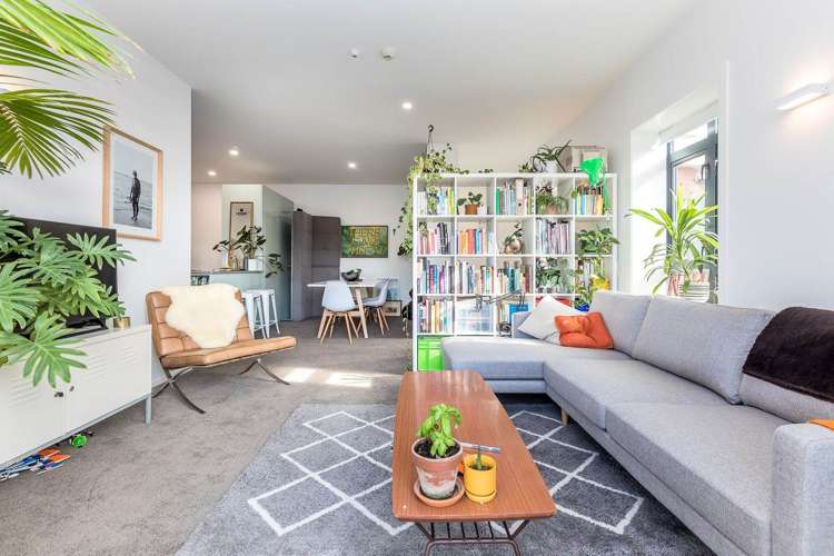 4F/23 Upper Queen Street City Centre_3