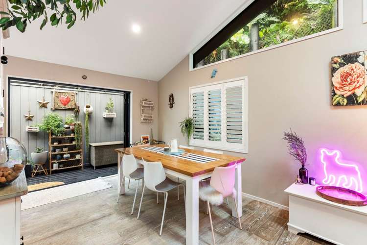 205 Shaw Road Titirangi_7