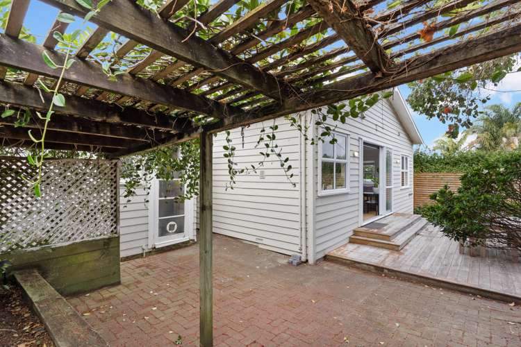76 Cameron Street Onehunga_7