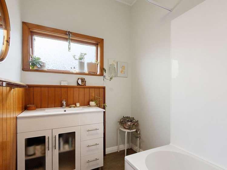 14 Tabart Street Woolston_9