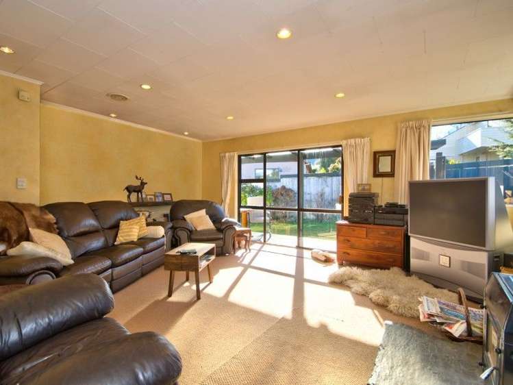 8 Larch Court Kelvin Heights_1