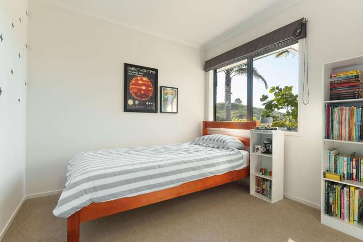 190 Ballintoy Park Drive Welcome Bay_10