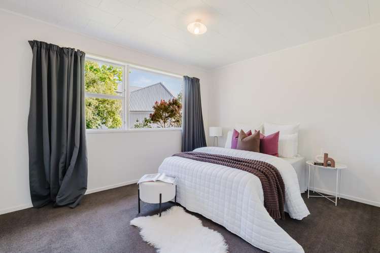 16 Pickering Crescent Chedworth_8