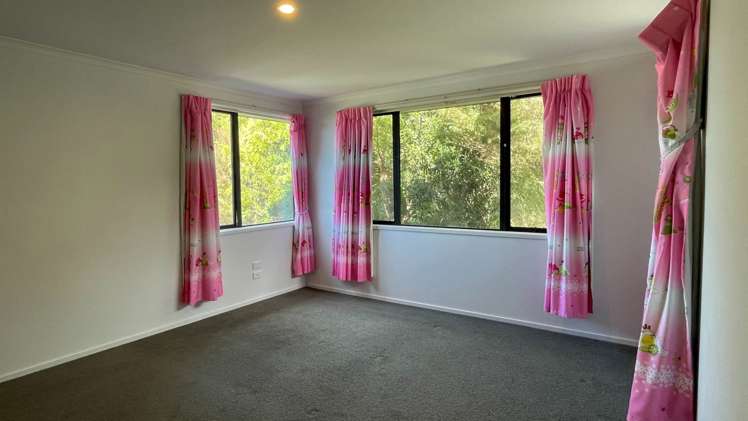 80 Waldorf Crescent Orewa_21