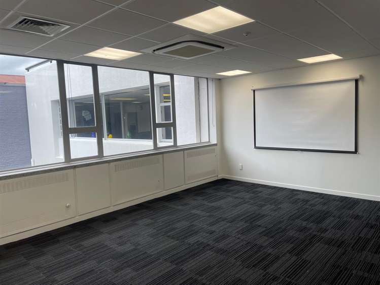 Level 2, 106 George Street Central Dunedin_4