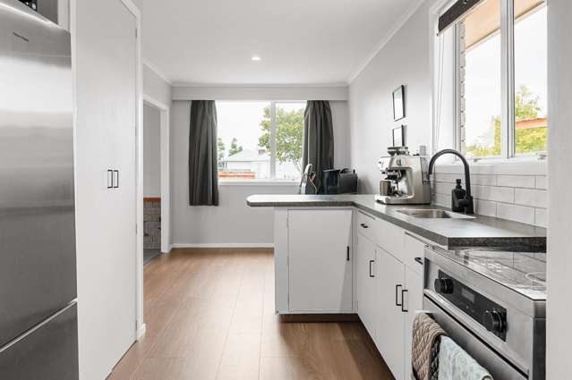 21 Rhonda Avenue Deanwell_3