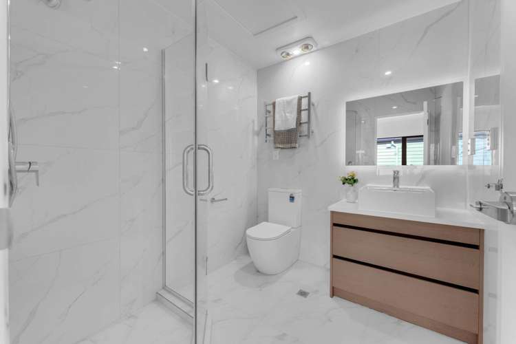 6/21 Baird Street Howick_11