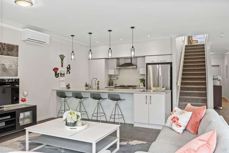 16 Kensington Drive Orewa_9