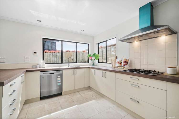 5 Barnacle Rise Red Beach_5