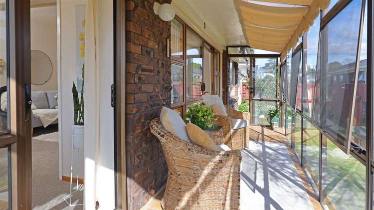 8/33 Swanson Road Henderson_5