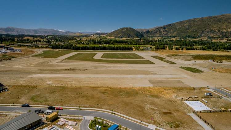 8 Marjon Drive Wanaka_4