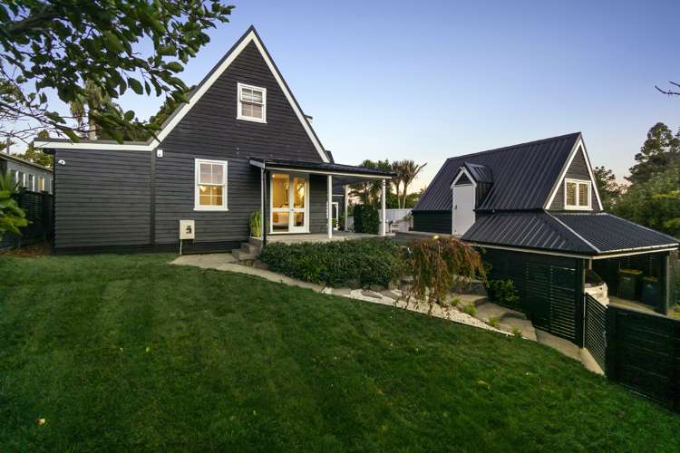 64 Park Hill Road Birkenhead_16