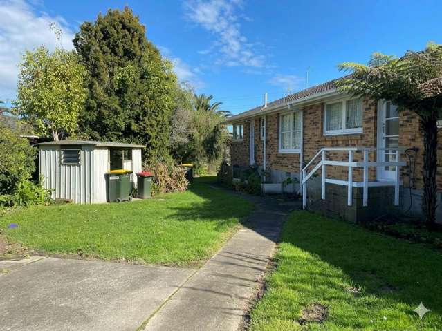2/51 Cardiff Road Pakuranga_1