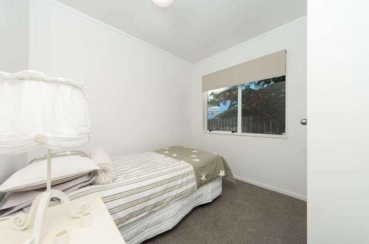 Kotinga Avenue Glen Eden_10