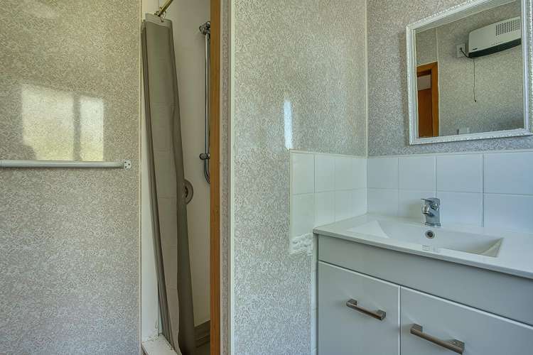 196a Rolleston Street Hokitika_11