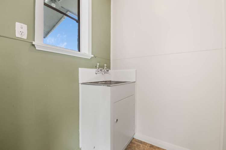 56 South Street Blenheim_12