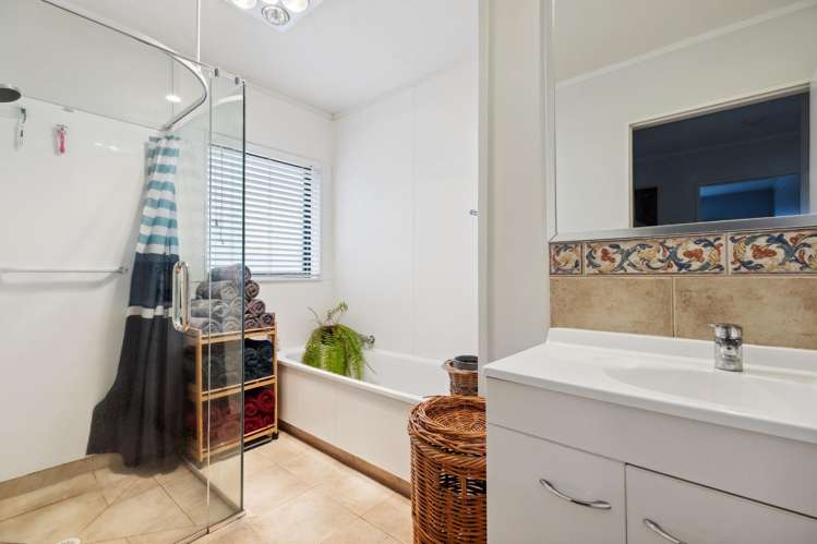 21 House Avenue Taumarunui_11