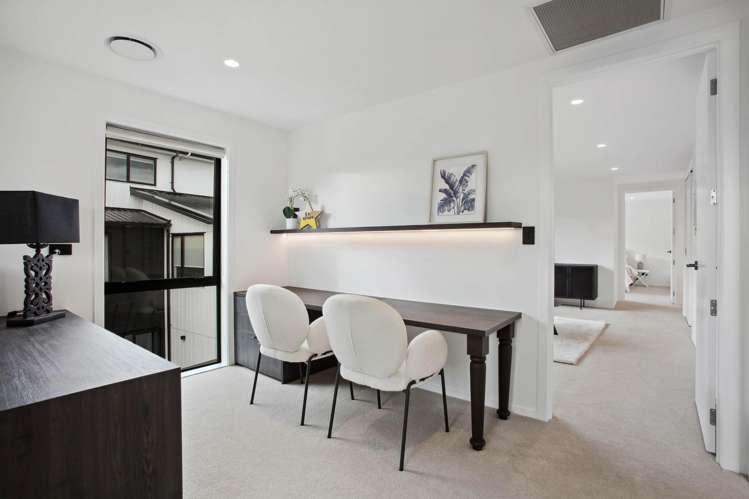 28a Oliver Twist Avenue Mellons Bay_20