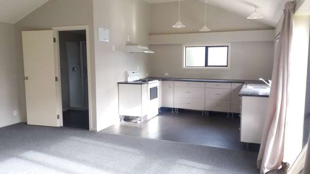 Compact Two-Bedroom Home in Takaro